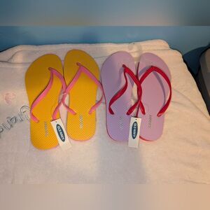Old Navy Women's 7 Flip Flops NWT